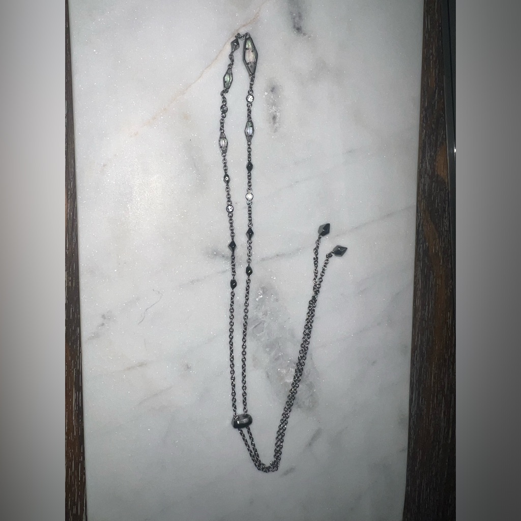 Kendra Scott - Gunmetal Adjustable Necklace Choker 25$